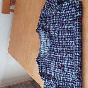 Gray scrub set 2 tops 1 bottom